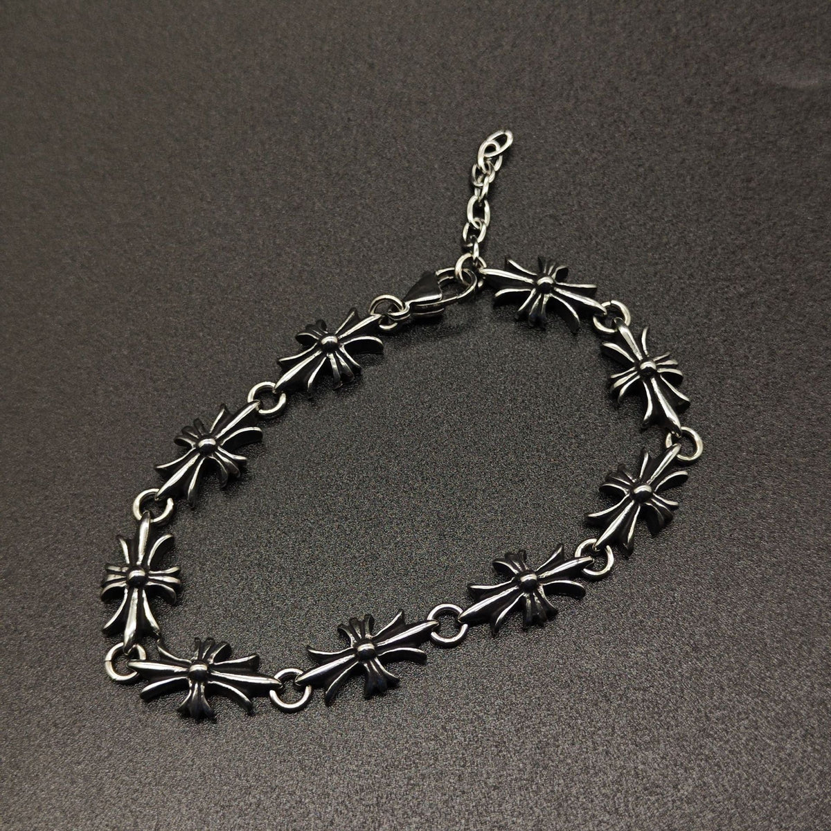 Chrome Hearts Retro Cross Flower Classic Bracelet